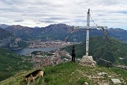 58 Panorama dalla croce del Corno Birone (1116 m) verso Lecco, il suo lago, i suoi monti